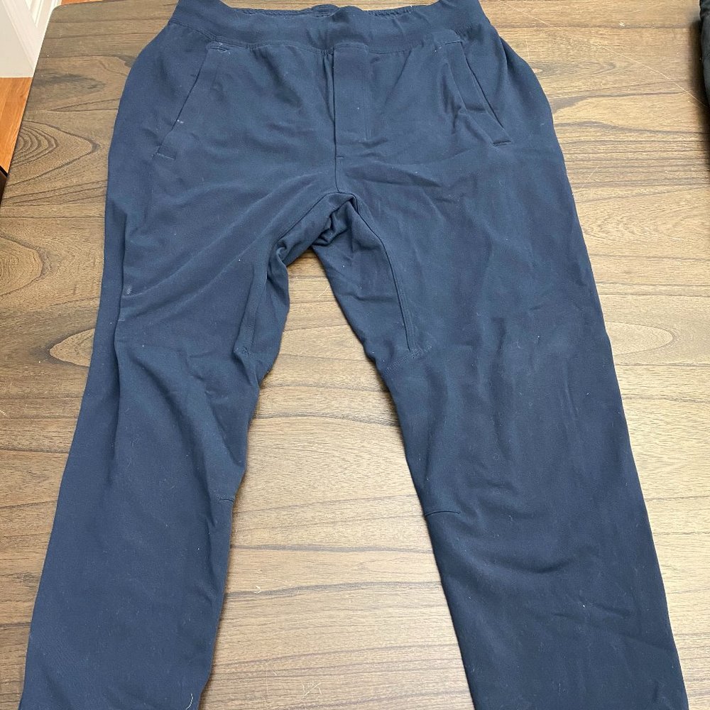 Lulu lemon blue jogger cuffed